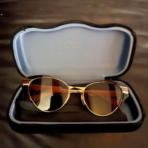 GUCCI Cat Eye Web Sunglasses GG0522S Tortoise Red White Blue Authentic - Picture 7 of 12